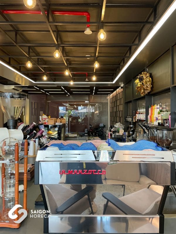du-an-g-cup-coffee-bistro (4)