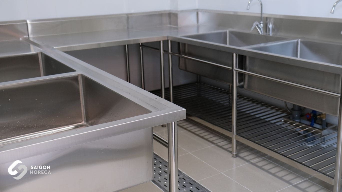 goi-y-thiet-ke-bep-truong-hoc (3)